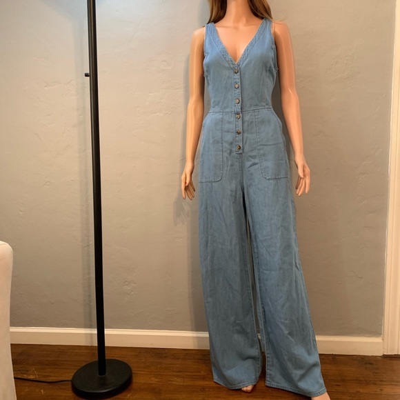 BCBGmaxazria Sleeveless Button Front Jumpsuit - Picture 2 of 8